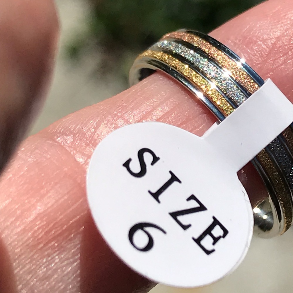Size 6 Ring with multi colored metal